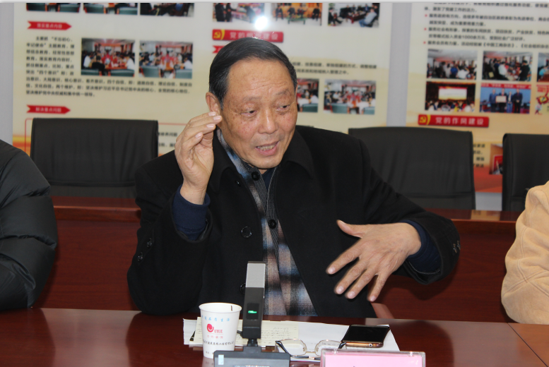 李卫华.png